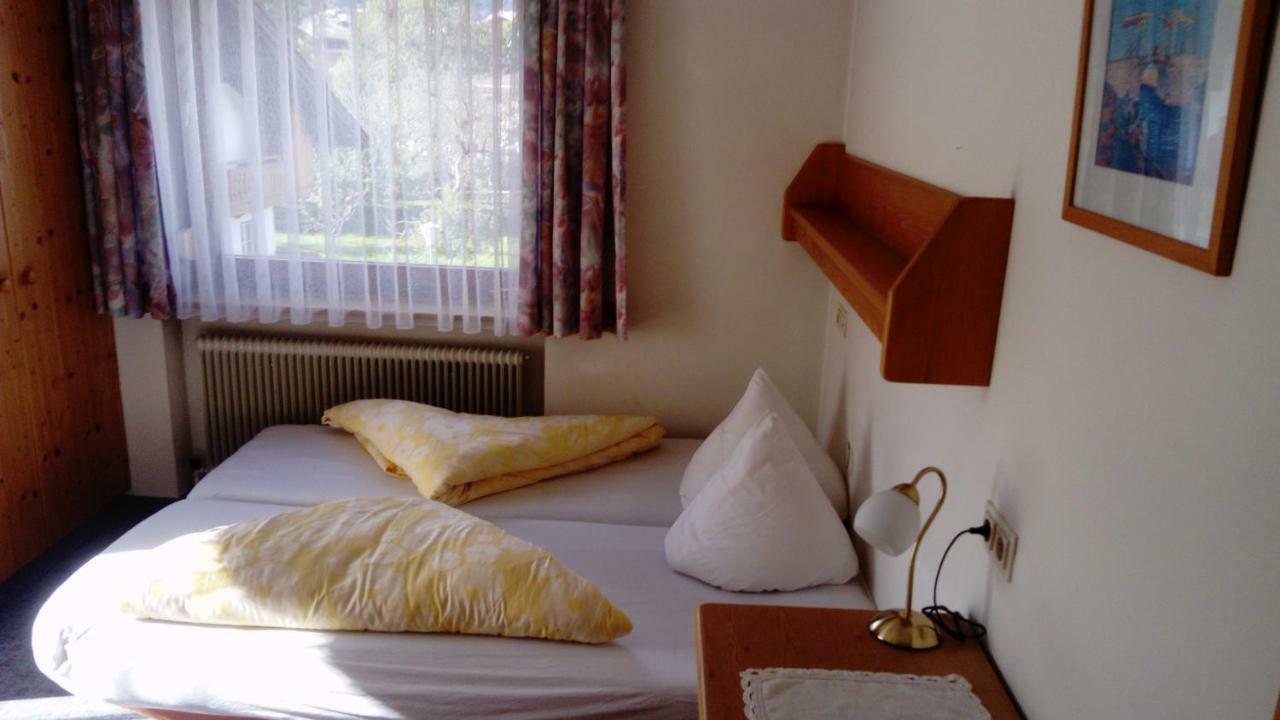 Gastehaus Loithaler Bed & Breakfast Fuegen Room photo